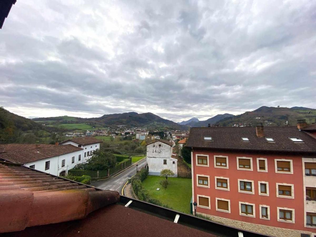 Norabona Onís Esterno foto