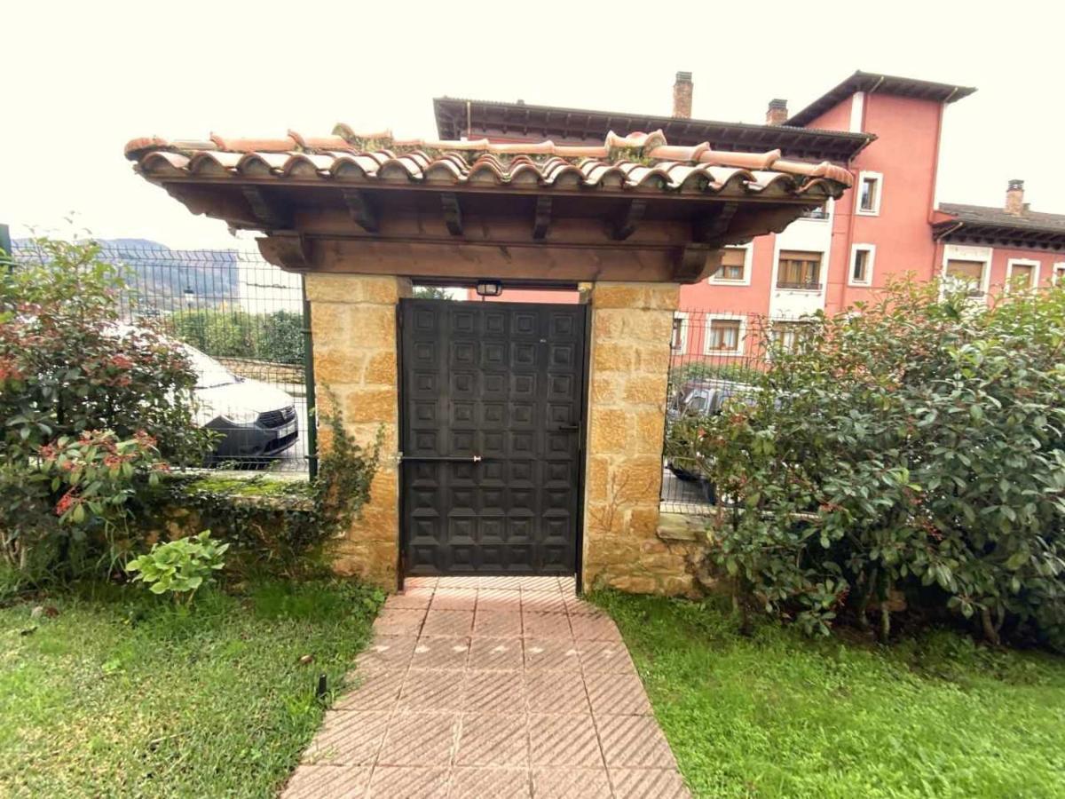 Norabona Onís Esterno foto